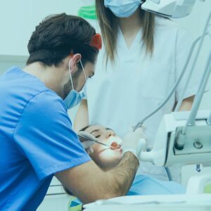 What makes dental implants in Turkey stand out.